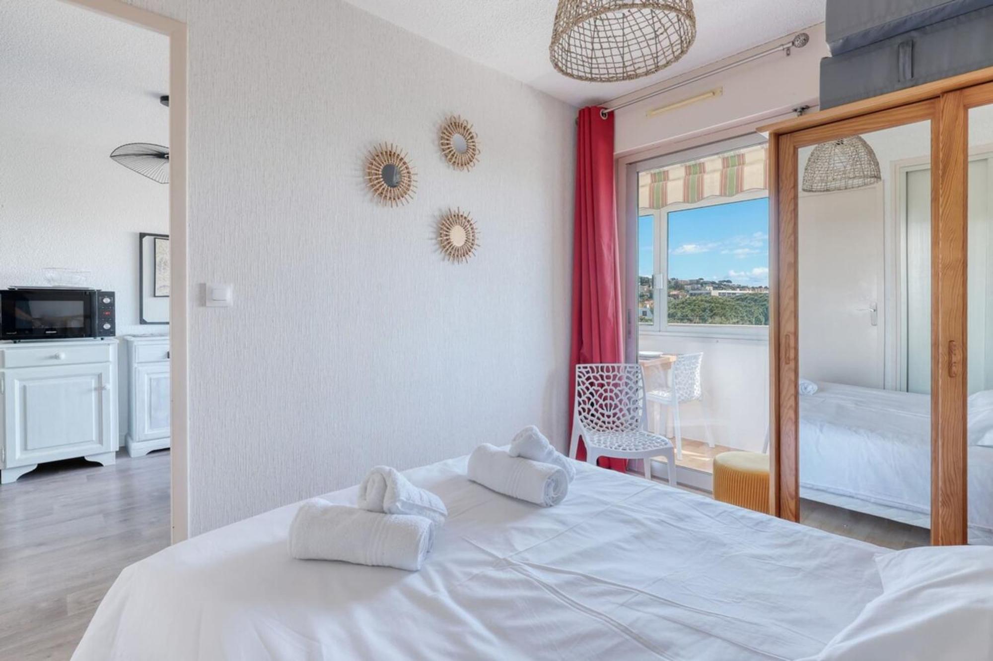 T2 600 M From The Beach! Air-Conditioned Le Lavandou Extérieur photo